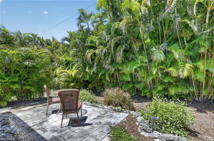 5520 Phillips St, Bokeelia, Florida 33922