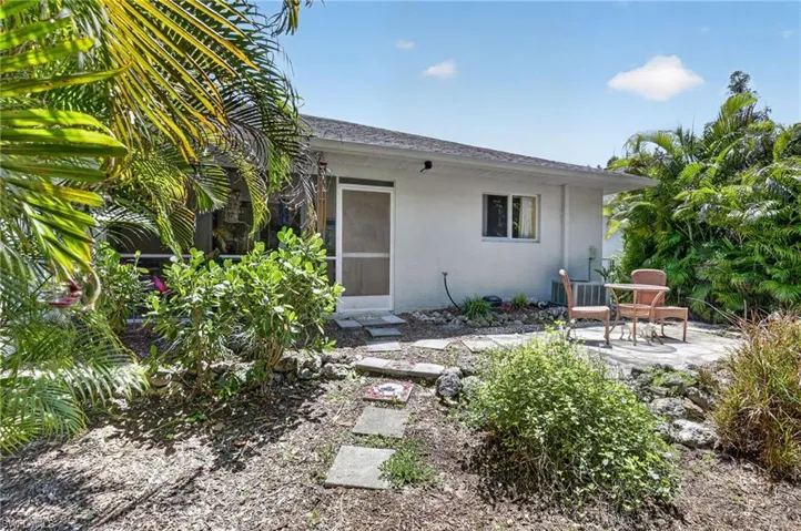 5520 Phillips St, Bokeelia, Florida 33922