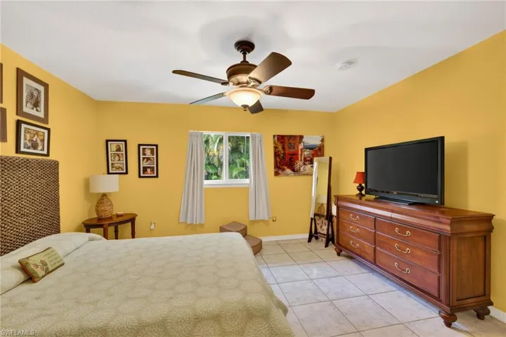 5520 Phillips St, Bokeelia, Florida 33922
