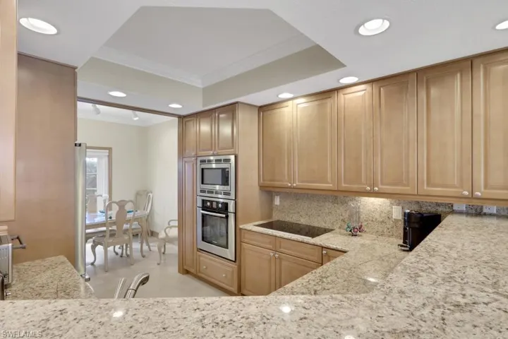 832  Tanbark  DR, Naples, FL 34108