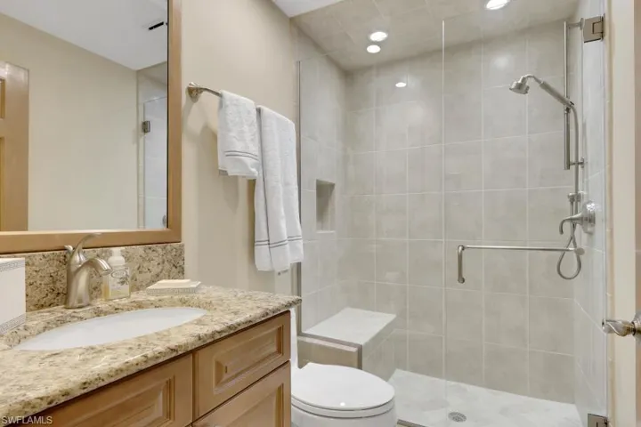 832  Tanbark  DR, Naples, FL 34108