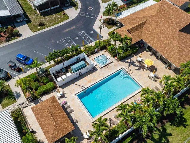 58  Oceans  BLVD, Naples, FL 34104