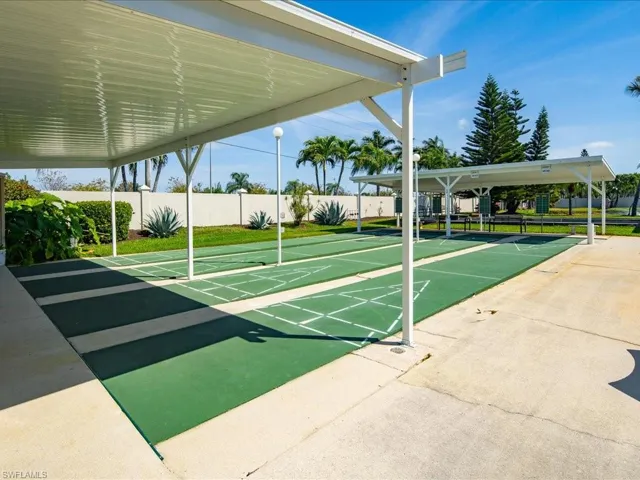 58  Oceans  BLVD, Naples, FL 34104