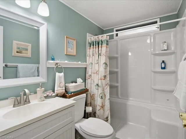 58  Oceans  BLVD, Naples, FL 34104