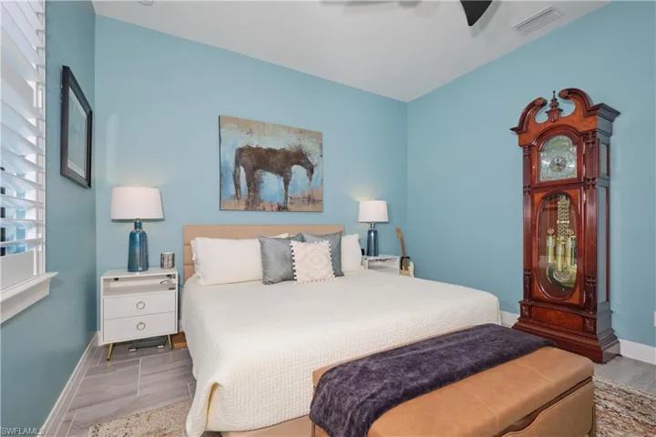 Bedroom with ceiling fan