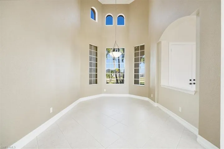 1539 Nw 42nd Ave, Cape Coral, Florida 33993