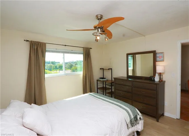 1004 Manatee Rd H202, Naples, Florida 34114