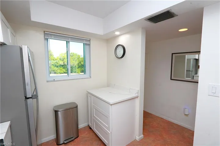 1004 Manatee Rd H202, Naples, Florida 34114