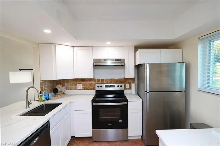 1004 Manatee Rd H202, Naples, Florida 34114