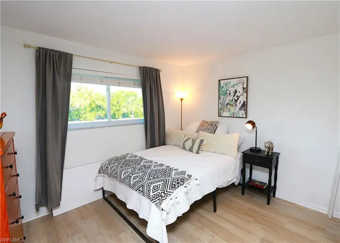 1004 Manatee Rd H202, Naples, Florida 34114