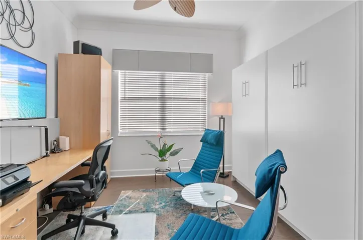 Office with Murphy Bed