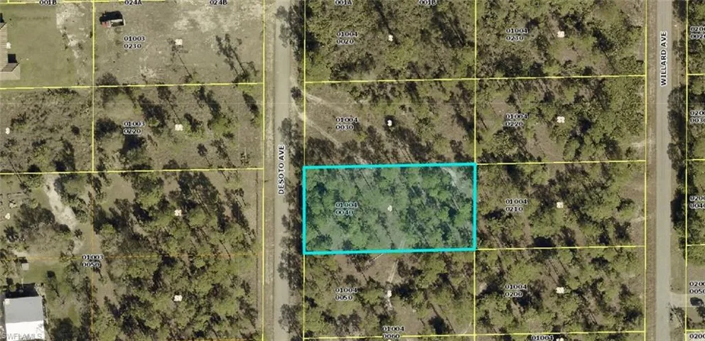 1218  Desoto  AVE, Lehigh Acres, FL 33972