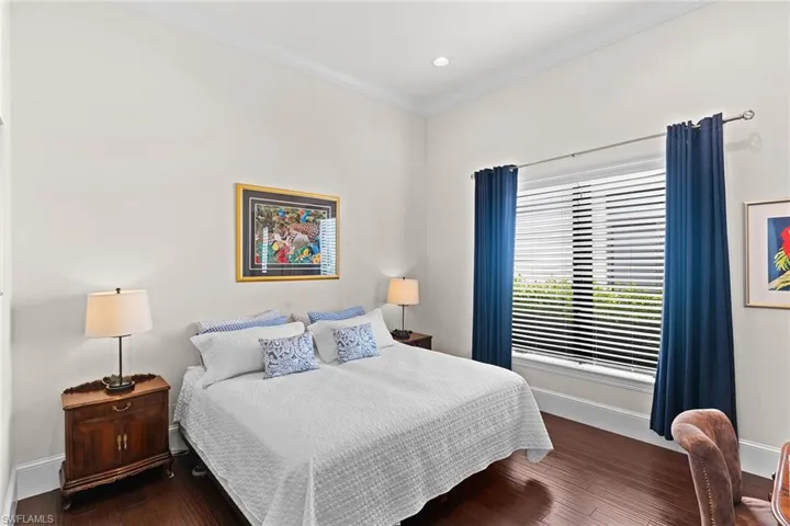2234 Aberdeen Ct, Naples, Florida 34105