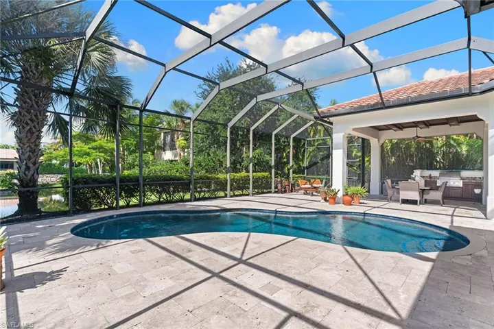2234 Aberdeen Ct, Naples, Florida 34105