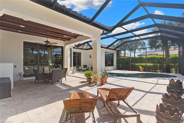 2234 Aberdeen Ct, Naples, Florida 34105