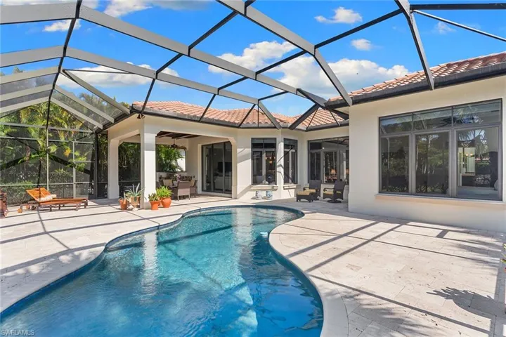 2234 Aberdeen Ct, Naples, Florida 34105