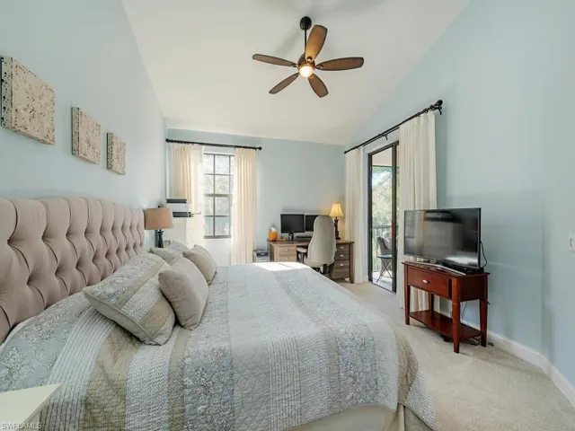 Master suite open to lanai
