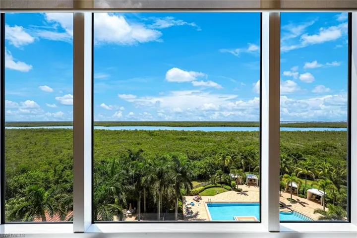 1050 Borghese Ln 605, Naples, Florida 34114