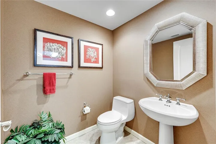 1050 Borghese Ln 605, Naples, Florida 34114