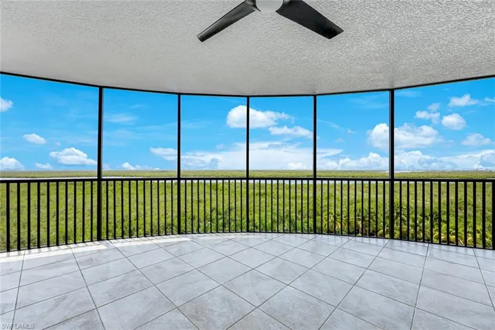 1050 Borghese Ln 605, Naples, Florida 34114