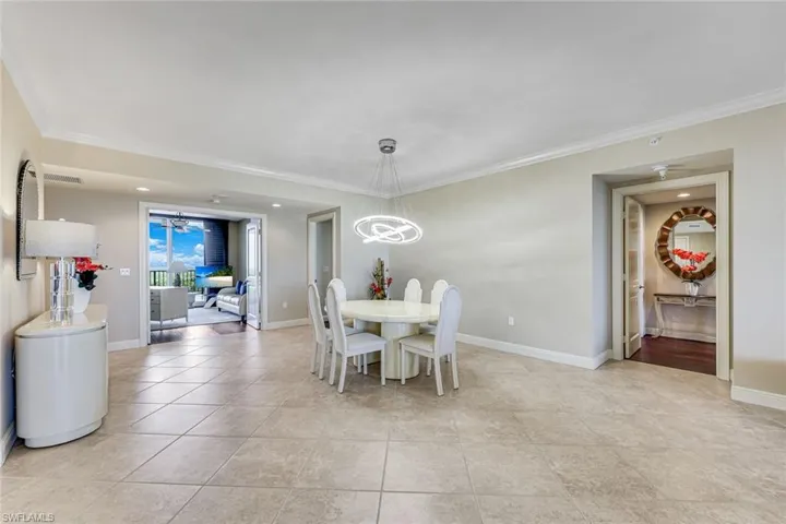 1050 Borghese Ln 605, Naples, Florida 34114