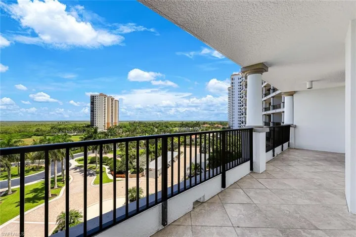1050 Borghese Ln 605, Naples, Florida 34114