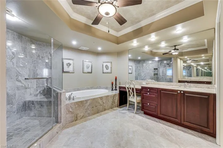 1050 Borghese Ln 605, Naples, Florida 34114