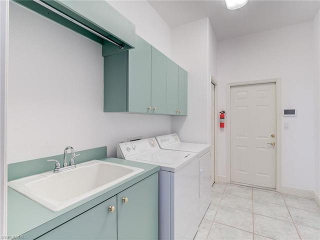 24400 Woodsage DR, BONITA SPRINGS FL 34134