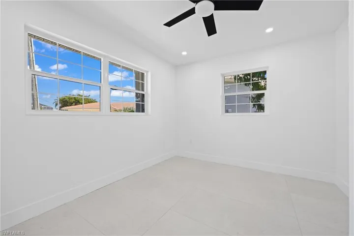 12065  Boat Shell  DR, Matlacha Isles, FL 33991
