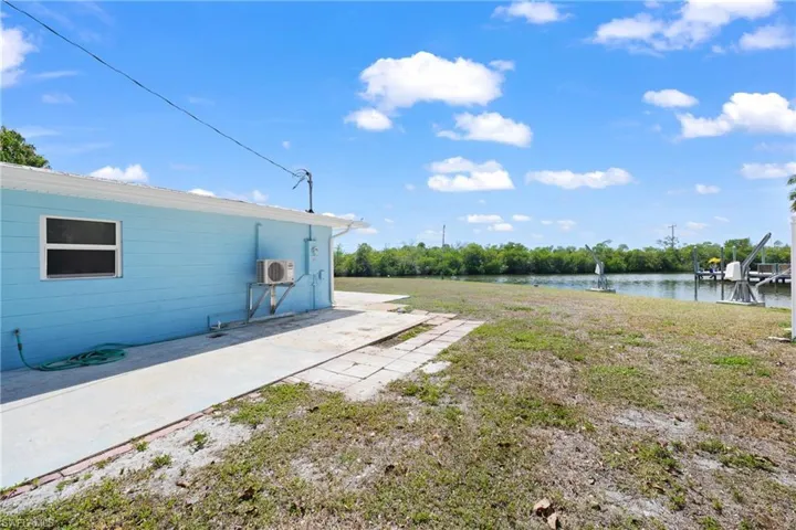 12065  Boat Shell  DR, Matlacha Isles, FL 33991