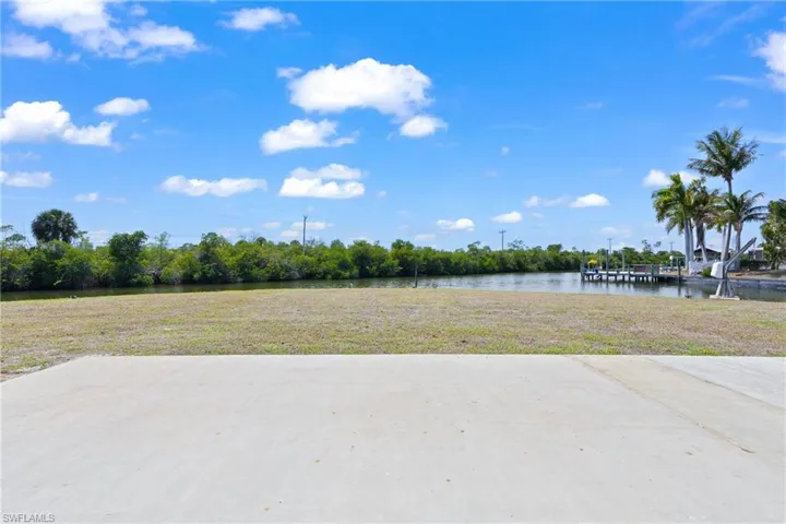 12065  Boat Shell  DR, Matlacha Isles, FL 33991