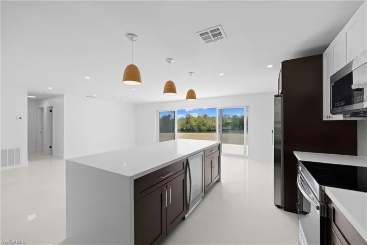 12065  Boat Shell  DR, Matlacha Isles, FL 33991