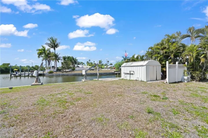 12065  Boat Shell  DR, Matlacha Isles, FL 33991