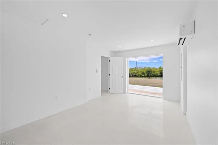 12065  Boat Shell  DR, Matlacha Isles, FL 33991