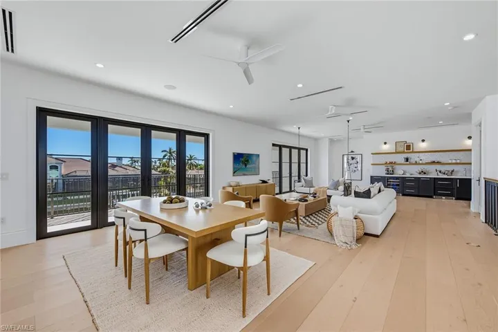 839 Chestnut Ct, Marco Island, Florida 34145