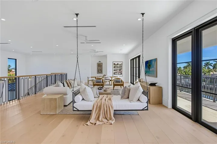 839 Chestnut Ct, Marco Island, Florida 34145