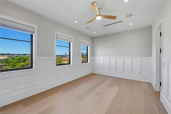 839 Chestnut Ct, Marco Island, Florida 34145
