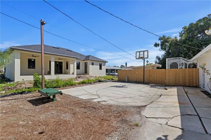 19235 Miami Blvd, Fort Myers, Florida 33967