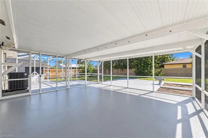 19235 Miami Blvd, Fort Myers, Florida 33967