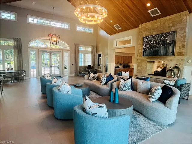 14943 Edgewater Cir, Naples, Florida 34114