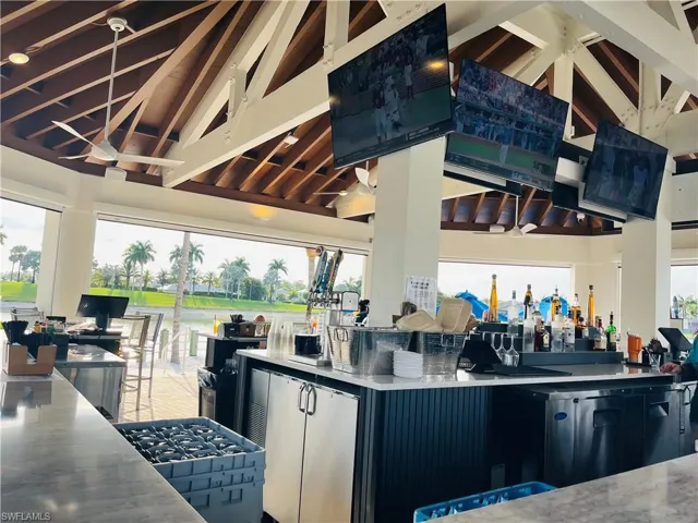14943 Edgewater Cir, Naples, Florida 34114