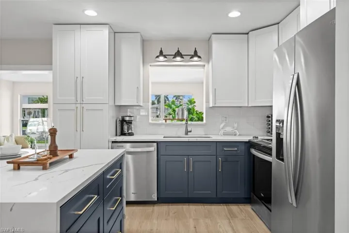 373 Egret Ave, Naples, Florida 34108