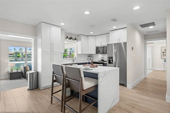 373 Egret Ave, Naples, Florida 34108