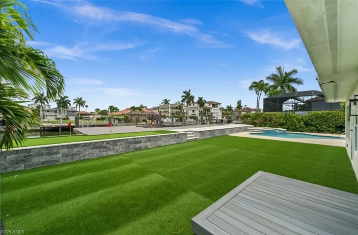 373 Egret Ave, Naples, Florida 34108