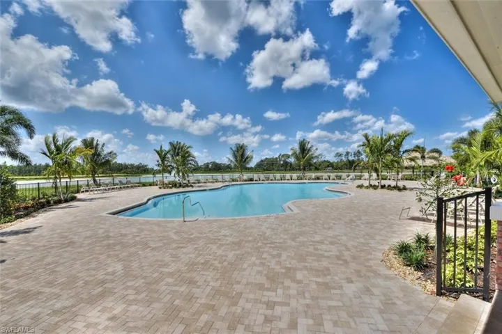 3517 Crosswater Dr, North Fort Myers, Florida 33917