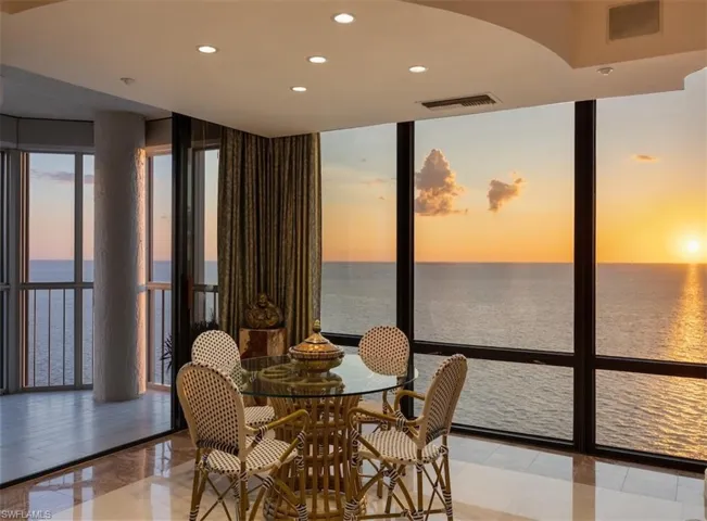 4951  Gulf Shore N BLVD, Naples, FL 34103