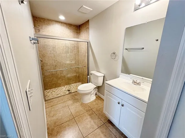 1020/1022 NE 8th  PL, Cape Coral, FL 33909