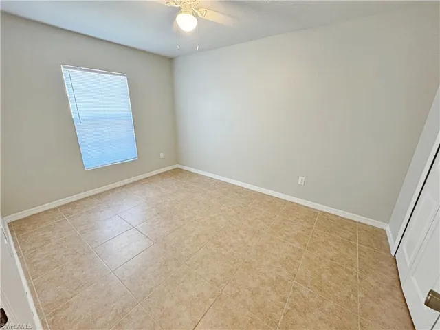 1020/1022 NE 8th  PL, Cape Coral, FL 33909