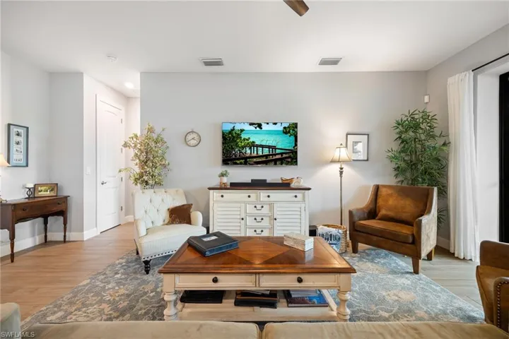 16013  Palmetto Prairie  DR, Alva, FL 33920