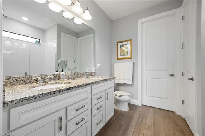 16013 Palmetto Prairie Dr, Alva, Florida 33920